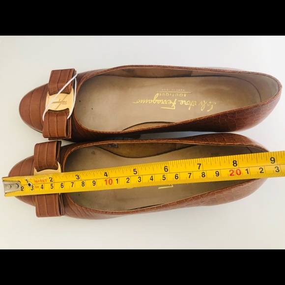 Salvatore Ferragamo Pumps - Picture 1 of 12